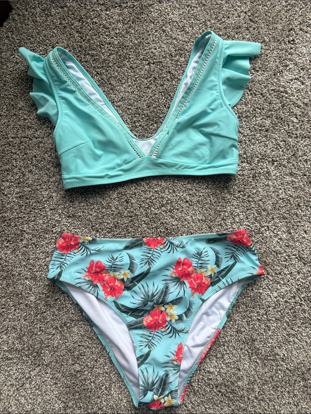 Ruffle sleeve bikini. Teal with tropical jungle print